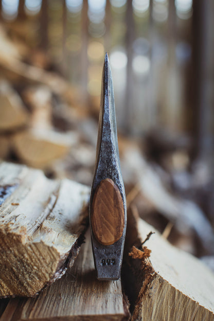 Goshawk Wilderness Axe