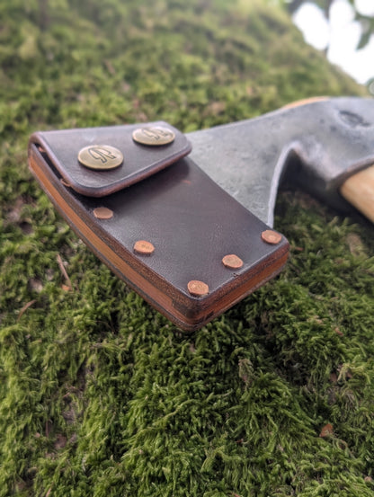 Collectors Edition Trappers Axe No1
