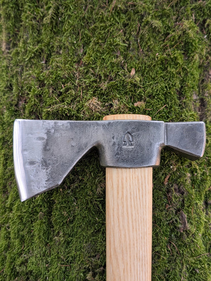 Collectors Edition Trappers Axe No1