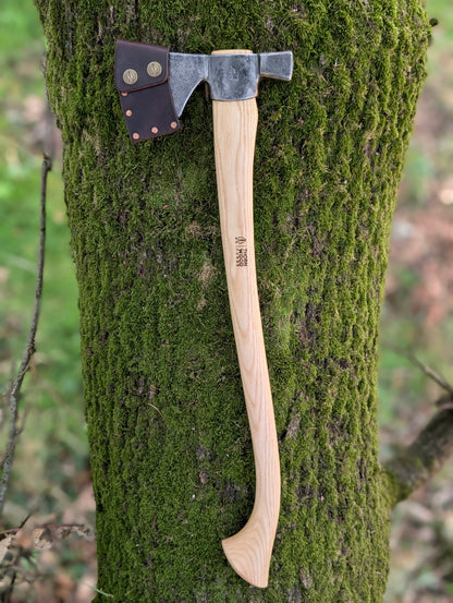Collectors Edition Trappers Axe No2